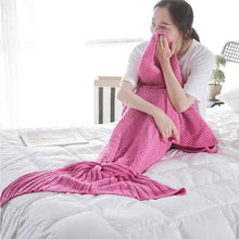 Load image into Gallery viewer, Mermaid Tail Blanket Yarn Knitted Handmade Crochet Mermaid Blanket Kids Throw Bed Wrap Super Soft Sleeping Bed 3 Sizes 1PCS/Lot-33-