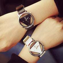 Load image into Gallery viewer, Woman Mens Retro Design Leather Band Analog Alloy Quartz Wrist Watch 2018 New Arrival Ladies Casual Bracelet Watch--180--